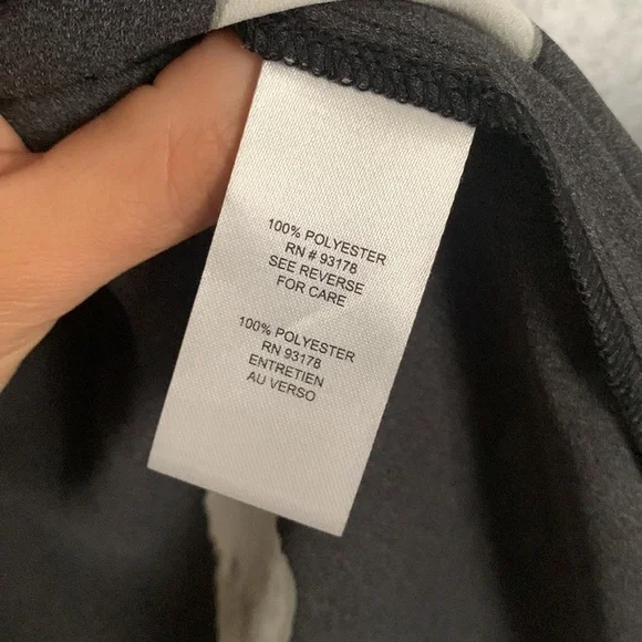 🖤🤍TAHARI Black and White Polka Dot Blouse - Picture 7 of 9